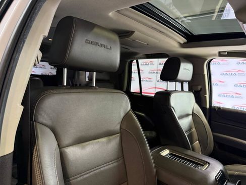 Used 2019 GMC Yukon Denali w/ Open Road Package AWD/4WD image 56