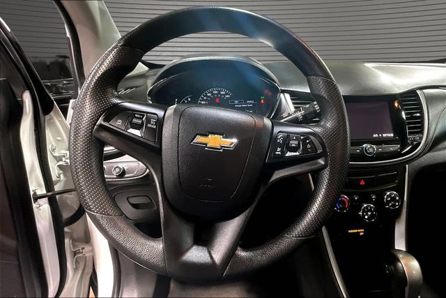 Used 2021 Chevrolet Trax LT AWD/4WD image 8