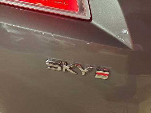 Used 2007 Saturn Sky Red Line image 11