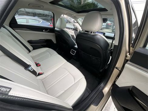 Used 2022 Kia K5 EX image 27