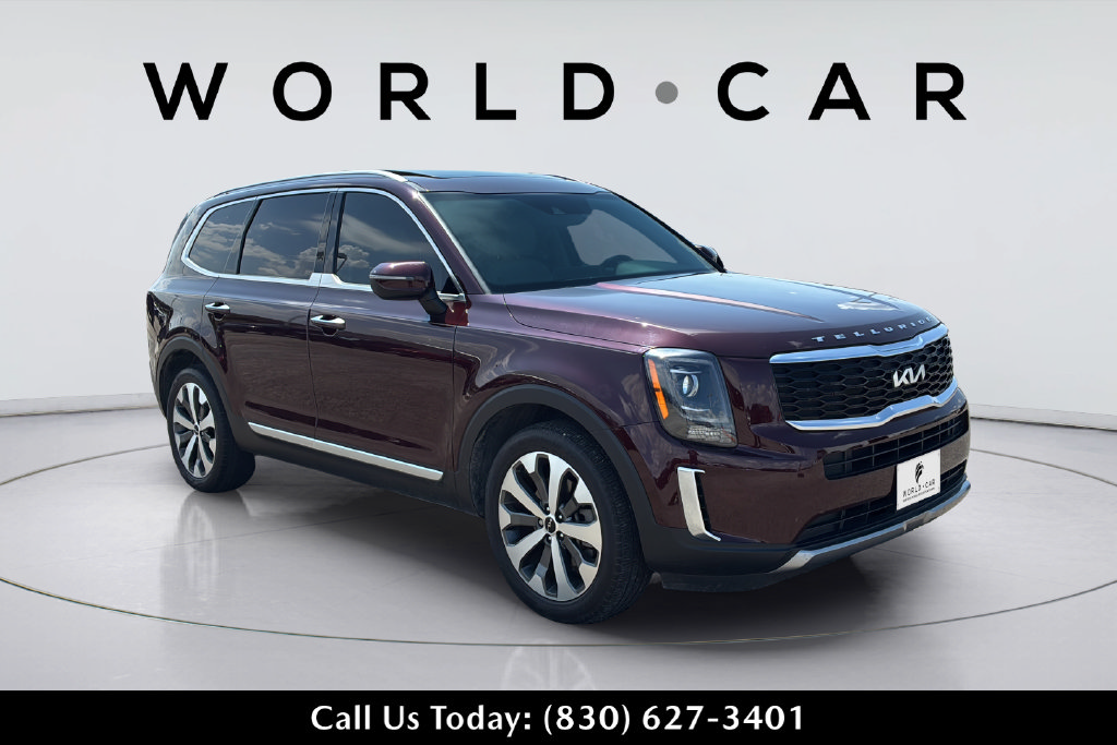 Used 2022 Kia Telluride S FWD image 2