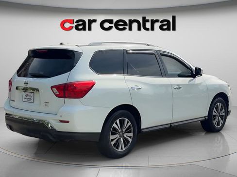 Used 2017 Nissan Pathfinder SL AWD/4WD image 5