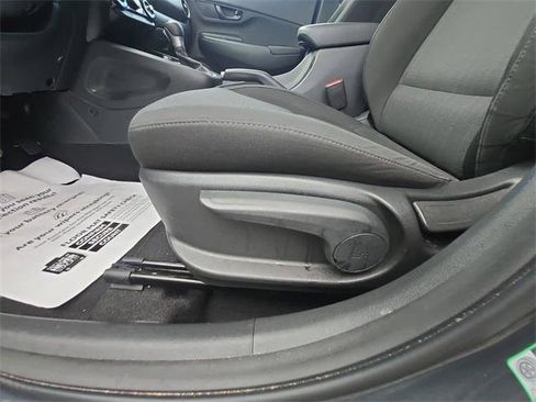 Certified 2022 Hyundai Kona SEL image 12