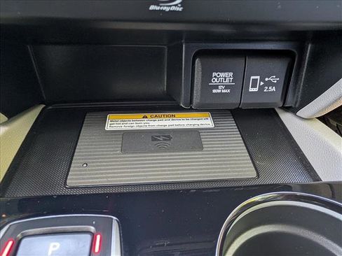 Used 2022 Honda Pilot Elite image 39