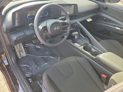 New 2026 Hyundai Elantra SEL Sport image 19