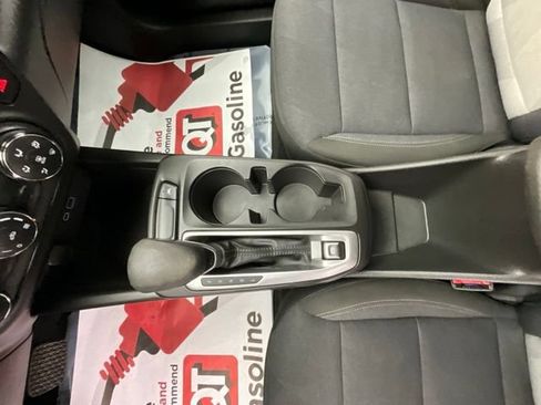 Used 2024 Chevrolet Trax LS FWD image 20