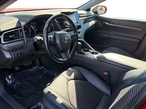 Certified 2022 Toyota Camry SE FWD image 12