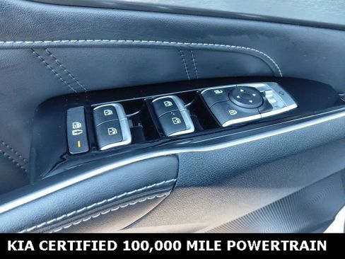 Certified 2023 Kia Sorento SX image 20