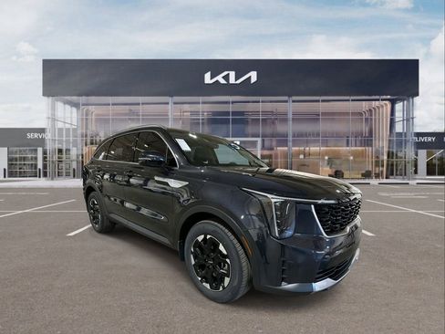 New 2026 Kia Sorento S image 2