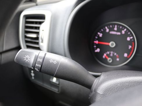 Used 2017 Kia Sportage LX image 8