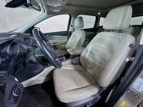 Used 2017 Ford Escape Titanium AWD/4WD image 21