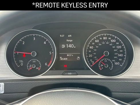 Used 2015 Volkswagen Golf TDI SE image 8