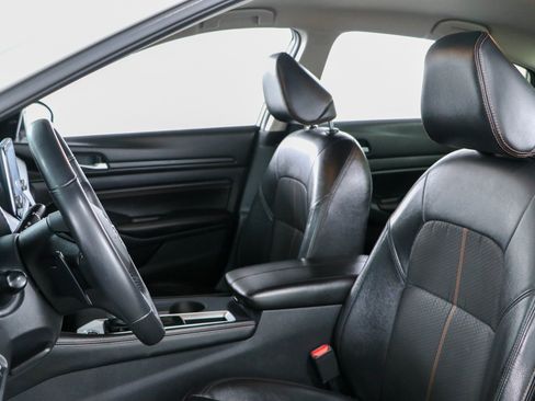 Used 2021 Nissan Altima 2.5 SR FWD image 23