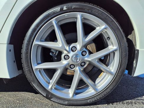 Used 2023 Nissan Maxima Platinum image 38