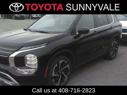 Used 2024 Mitsubishi Outlander SE FWD image 1