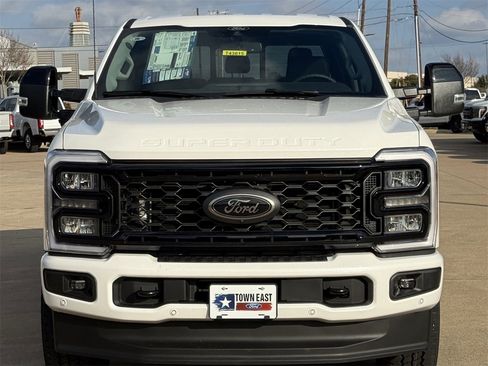 New 2026 Ford F350 Lariat w/ Black Appearance Package image 34