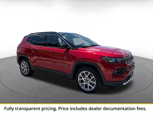 Used 2025 Jeep Compass Limited AWD/4WD image 1