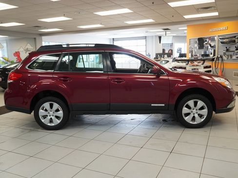 Used 2012 Subaru Outback 2.5i image 12