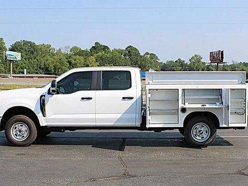 Used 2026 Ford F250 XL w/ XL Chrome Package AWD/4WD image 7