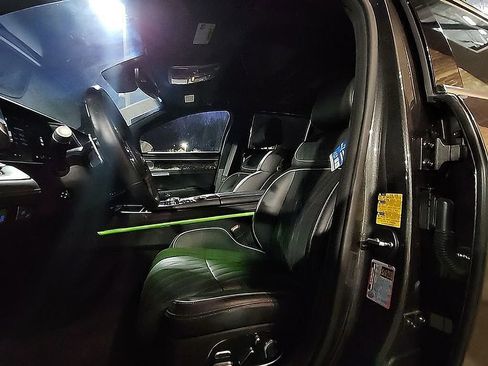 Used 2024 Genesis G90 3.5T image 7