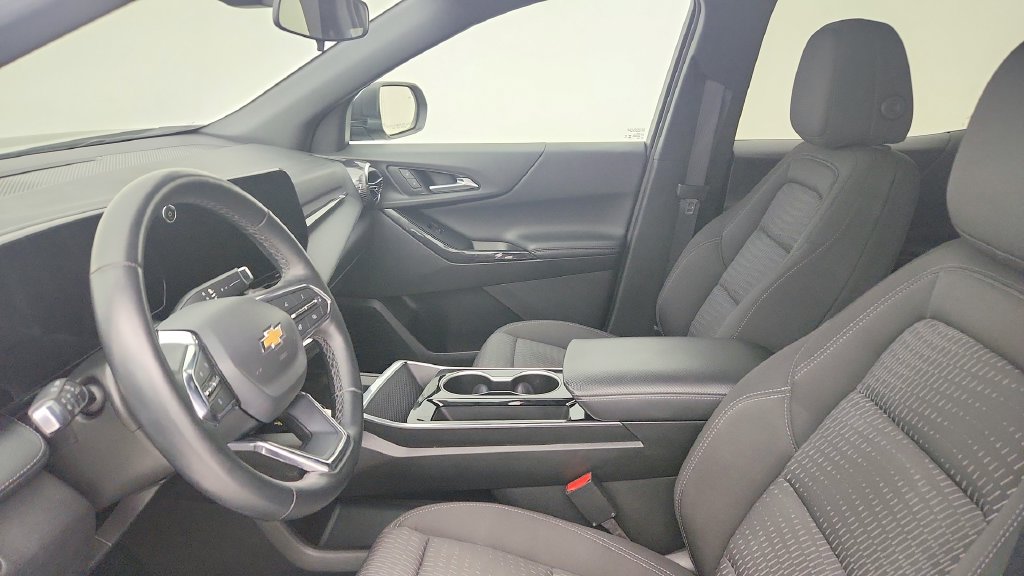 Certified 2025 Chevrolet Equinox LT AWD/4WD image 14