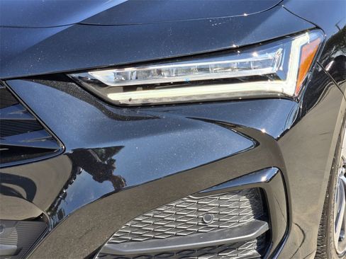 Used 2024 Acura TLX w/ Technology Package image 15