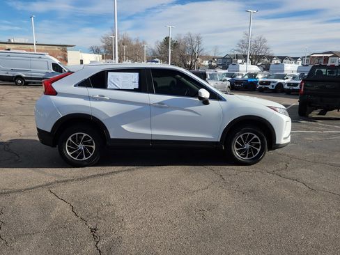 Used 2020 Mitsubishi Eclipse Cross ES image 16
