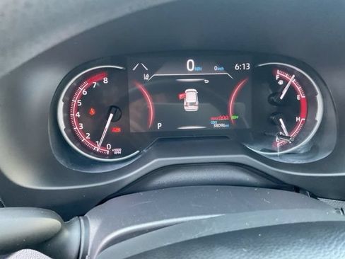 Used 2025 Toyota RAV4 XLE AWD/4WD image 23