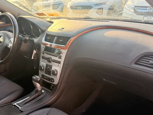 Used 2010 Chevrolet Malibu LT FWD image 16