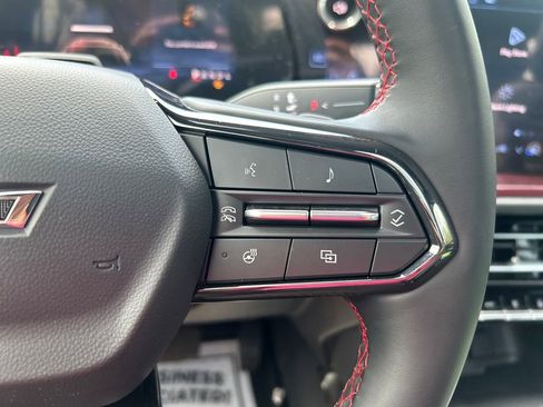 Used 2024 Chevrolet Traverse RS w/ LPO, Floor Liner Package FWD image 25