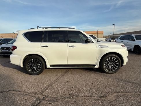 Used 2022 Nissan Armada Platinum w/ Captain's Chairs Package image 4