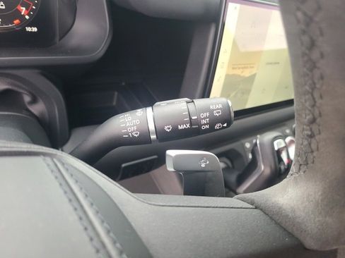 Used 2023 Land Rover Defender 110 Carpathian Edition image 24