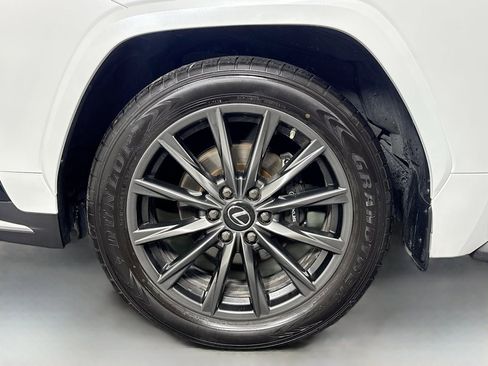 Used 2023 Lexus LX 600 F Sport image 43