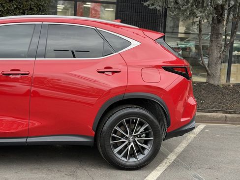Used 2023 Lexus NX 250 FWD image 11