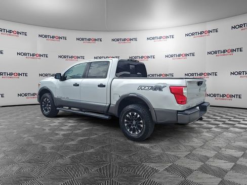 Used 2018 Nissan Titan PRO-4X AWD/4WD image 4