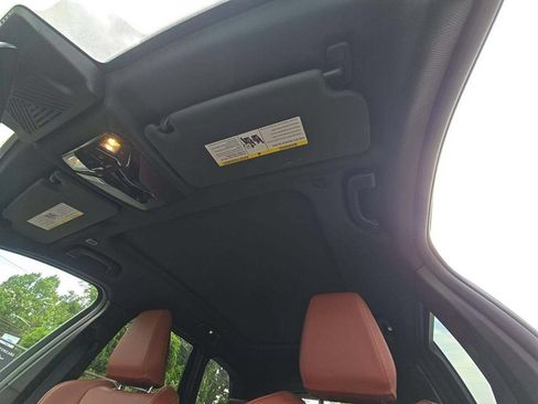 Used 2026 BMW X1 xDrive28i AWD/4WD image 8