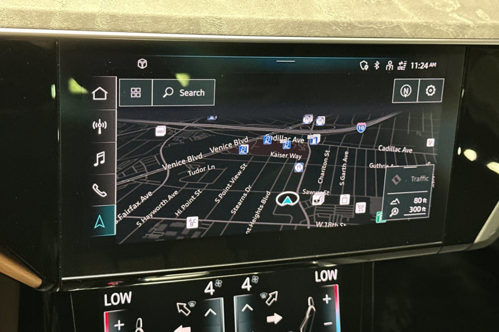 Used 2024 Audi Q8 e-tron Premium Plus w/ Premium Plus Package AWD/4WD image 18