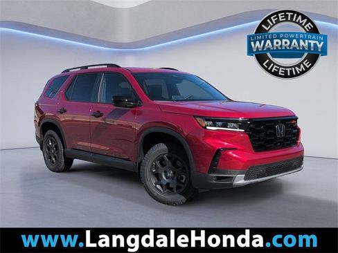 New 2025 Honda Pilot TrailSport image 1