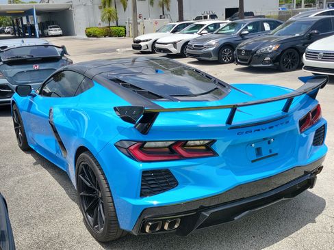 Used 2021 Chevrolet Corvette Stingray Preferred Cpe w/ Z51 Performance Package RWD image 5