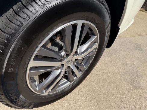 Used 2020 INFINITI QX60 Luxe w/ Essential Package image 21