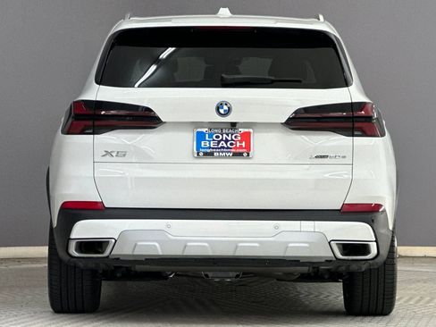Certified 2025 BMW X5 xDrive50e w/ Premium Package image 9