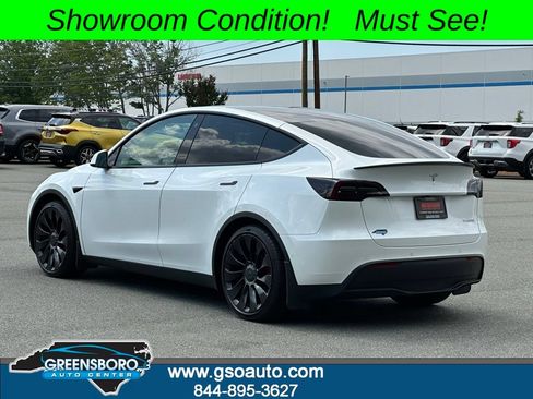 Used 2022 Tesla Model Y Performance AWD/4WD image 4