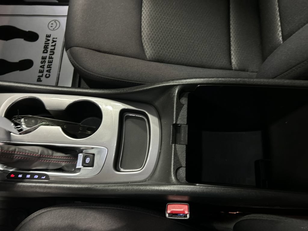Used 2025 Chevrolet Malibu RS FWD image 19