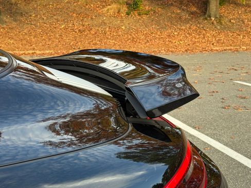 Used 2019 Porsche 911 image 30