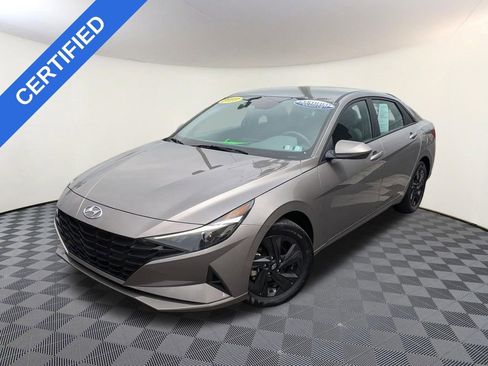 Certified 2023 Hyundai Elantra SEL FWD image 1