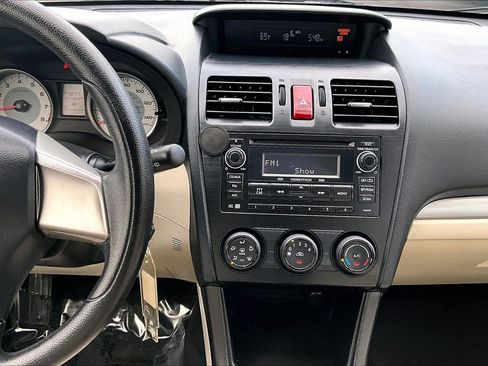 Used 2014 Subaru Impreza 2.0i AWD/4WD image 6