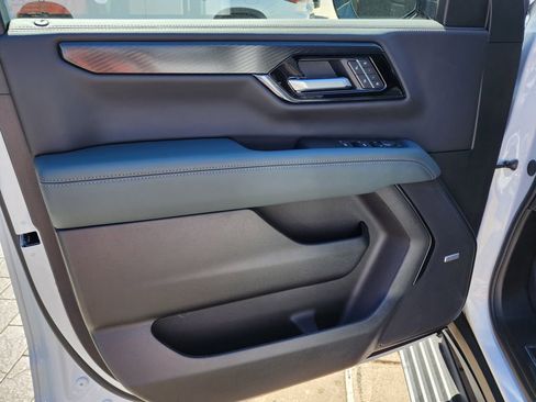 New 2026 GMC Yukon AT4 w/ AT4 Premium Plus Package image 13