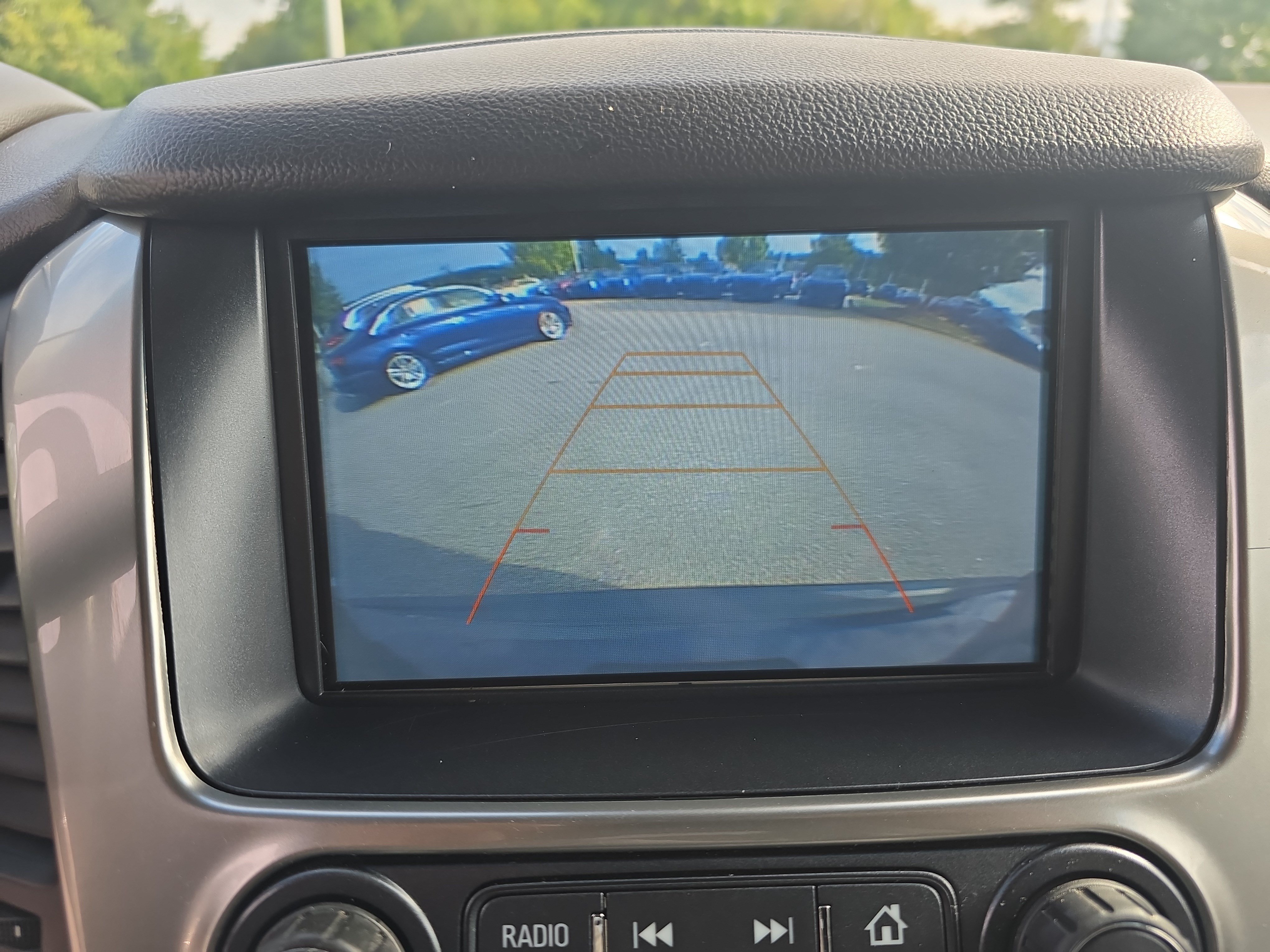 Used 2018 Chevrolet Tahoe LS w/ Enhanced Driver Alert Package RWD image 20