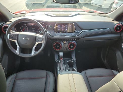 Used 2019 Chevrolet Blazer RS w/ Sun and Wheels Package FWD image 12