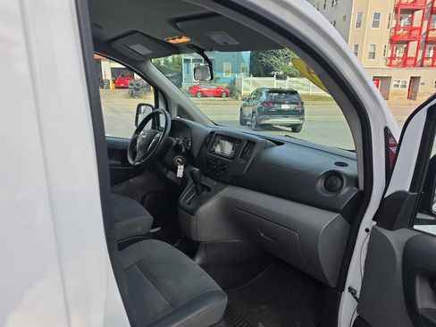 Used 2019 Nissan NV200 S w/ Cruise Control Package FWD image 17